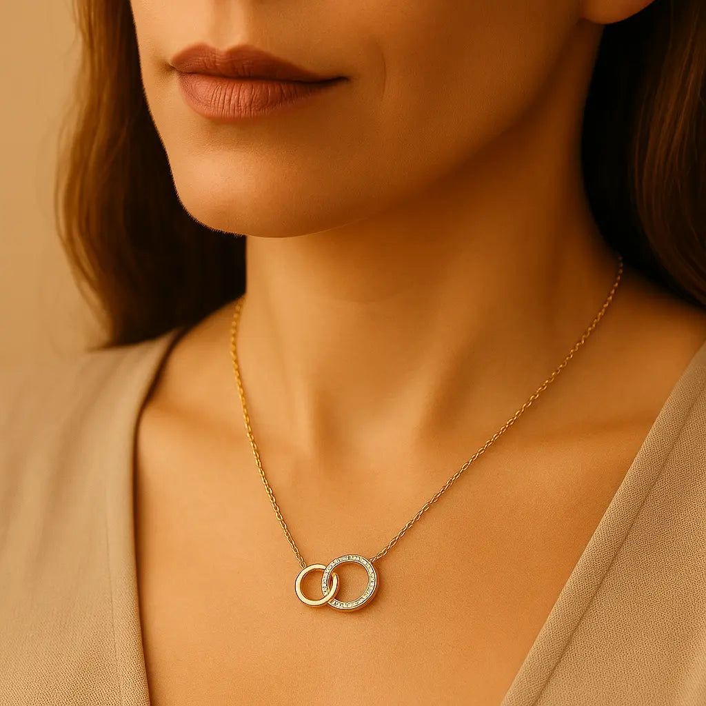 Collier Étreinte Éternelle – doré, cristaux - Harmony & Senteur