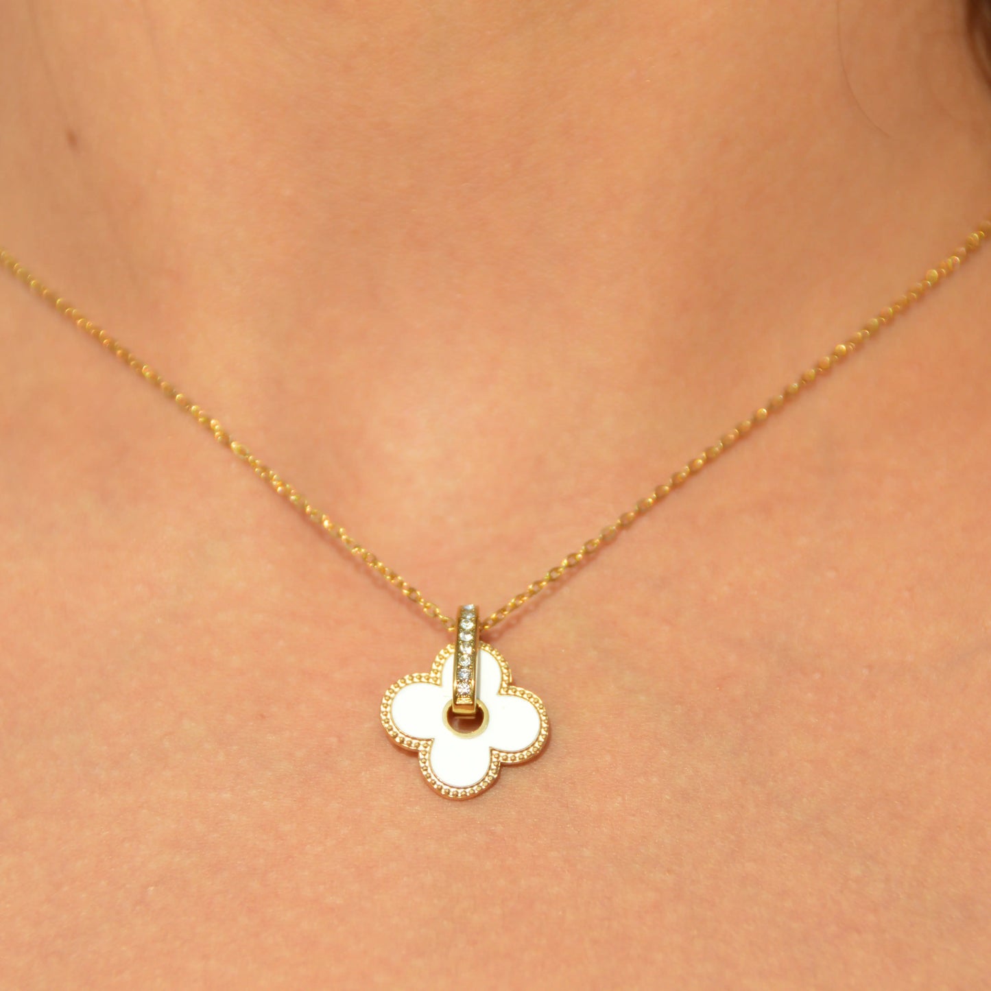 Collier Trèfle Éclat – doré, nacre - Harmony & Senteur