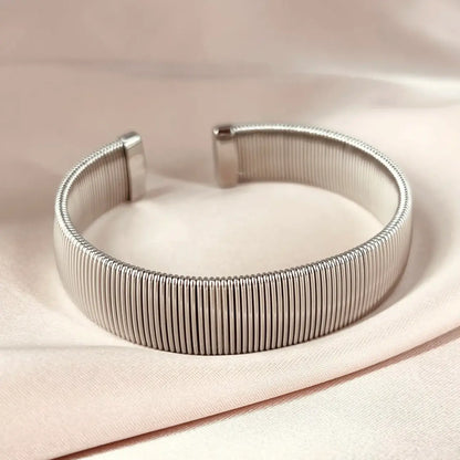 Bracelet Léa – Doré, argenté, design goutte - Harmony & Senteur