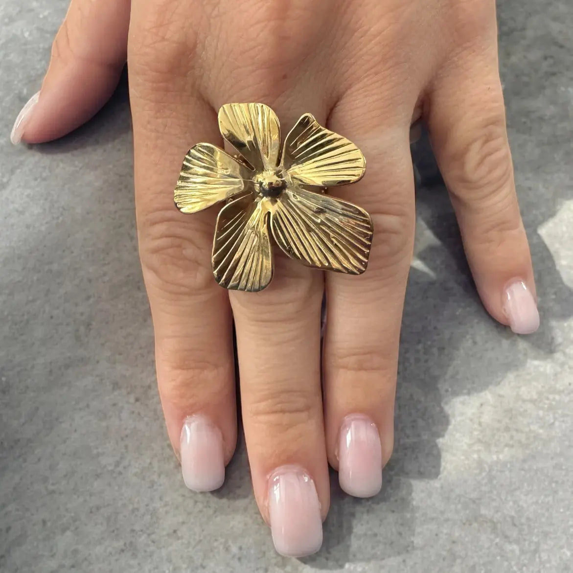 Bague Fleur dorée Impériale - Harmony & Senteur