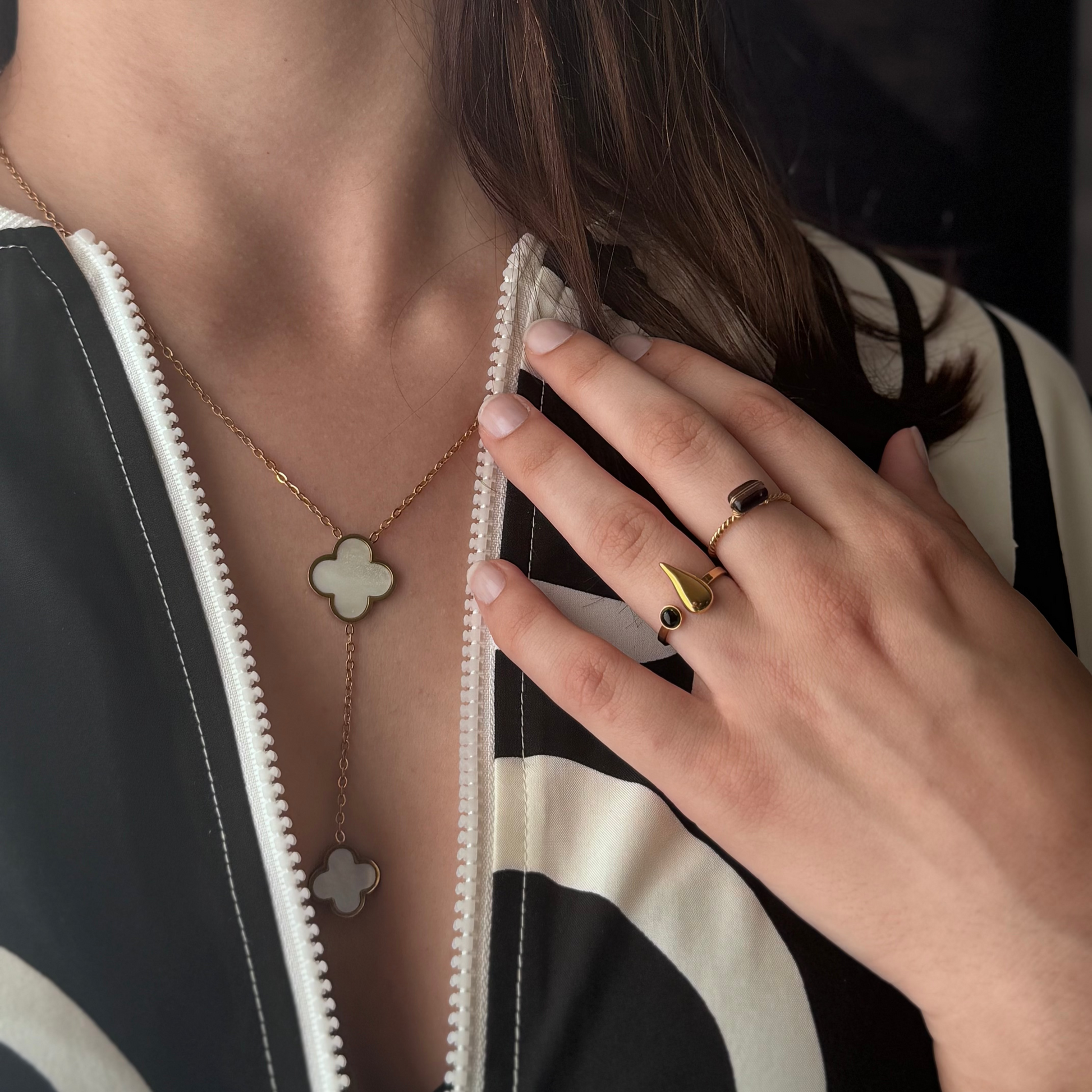 Collier Éclat Jade – doré, nacre - Harmony & Senteur